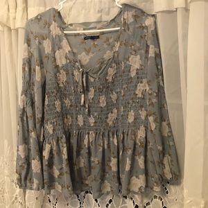 American Eagle blue peasant blouse